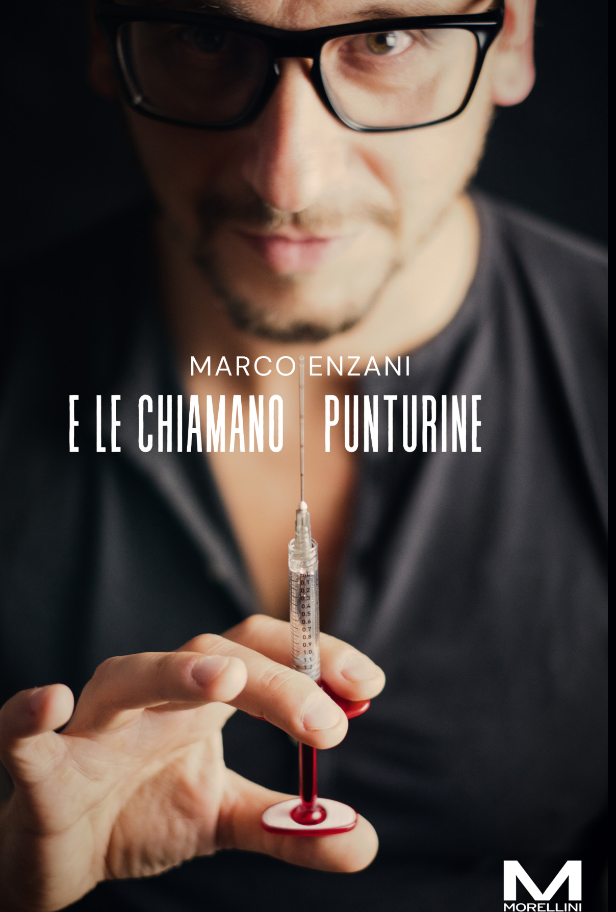 Copertina originale di E le chiamano punturine di Marco Enzani, Morellini Editore